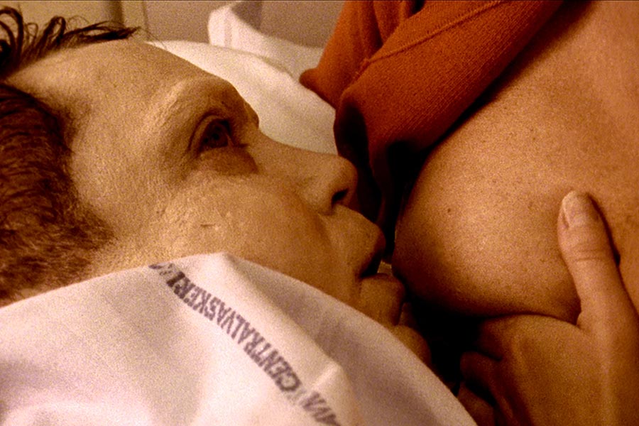 Geister: Die komplette Serie (Lars von Trier) (7 DVDs) Geister: Die komplette Serie (Lars von Trier) (7 DVDs)