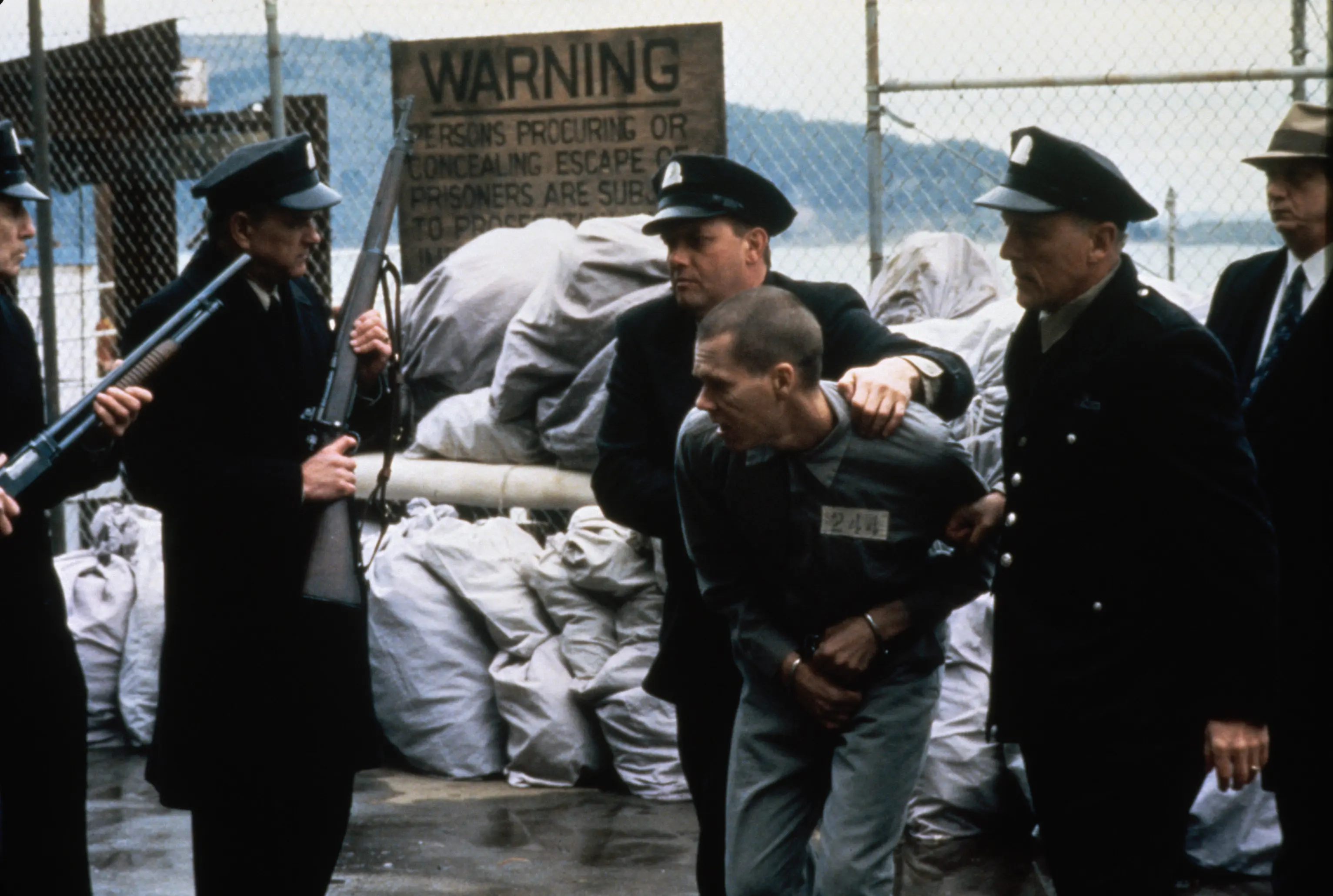 Murder in the First - Lebenslang in Alcatraz (4K-UHD+Blu-ray) Murder in the First - Lebenslang in Alcatraz (4K-UHD+Blu-ray)