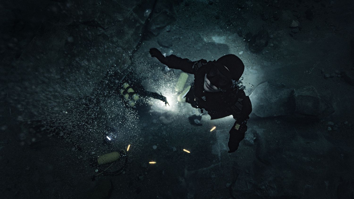 Breaking Surface (Blu-ray) Breaking Surface (Blu-ray)