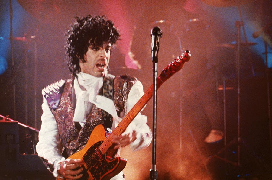 Purple Rain (Mediabook, Blu-ray+DVD) Gitarre, Person, Konzert, Solo-Auftritt, Gitarrist