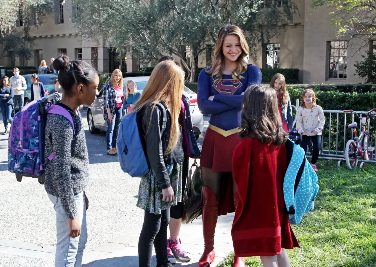 Supergirl: Die komplette 1. Staffel (DVD)