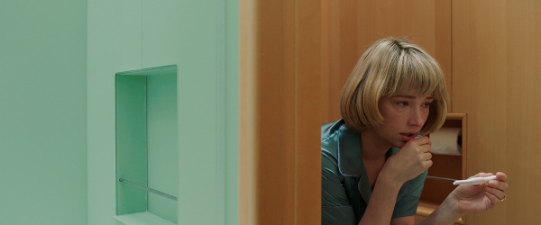 Swallow (Blu-ray) Swallow (Blu-ray)